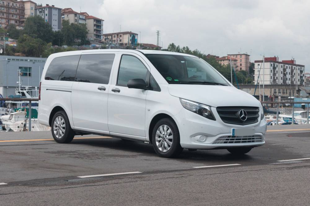 Van Monospace Mercedes Classe V blanche